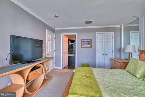100 Harborview Dr #412, Baltimore, MD 21230 photo 23