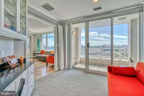 100 Harborview Dr #412, Baltimore, MD 21230 photo 18