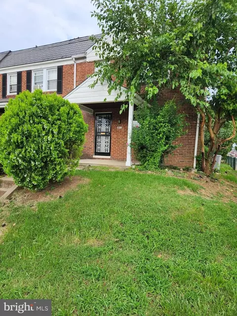 920 N Augusta Ave, Baltimore, MD 21229