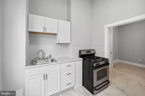 1909 Mcculloh St, Baltimore, MD 21217 photo 8