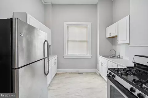 1909 Mcculloh St, Baltimore, MD 21217 photo 10