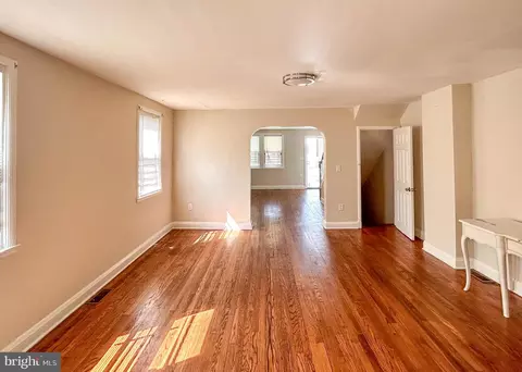 5213 Cuthbert Ave, Baltimore, MD 21215 photo 8