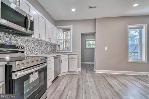 3651 Gelston Dr, Baltimore, MD 21229