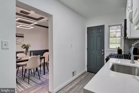 3010 Grantley Ave, Baltimore, MD 21215 photo 11