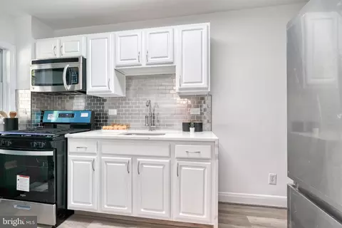 3010 Grantley Ave, Baltimore, MD 21215 photo 9