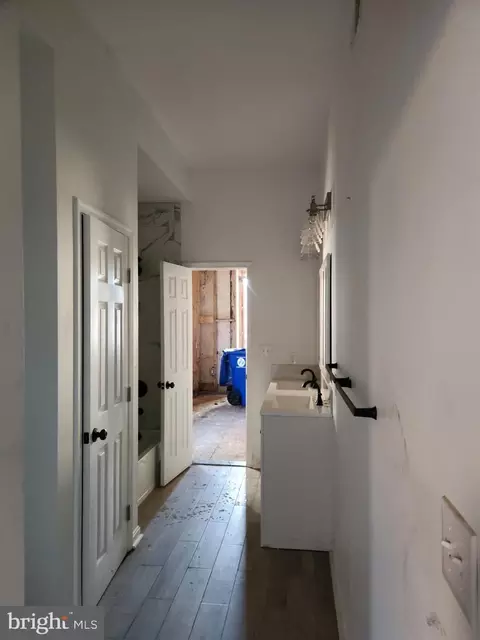 824 Brooks Ln, Baltimore, MD 21217 photo 24