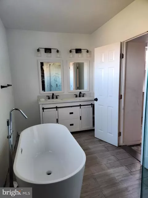 824 Brooks Ln, Baltimore, MD 21217 photo 21