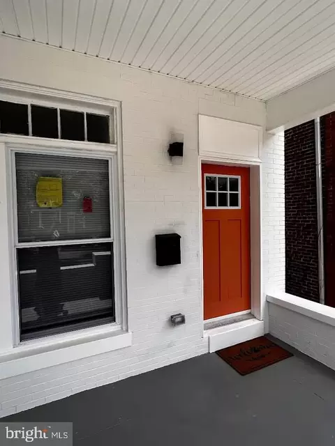 824 Brooks Ln, Baltimore, MD 21217