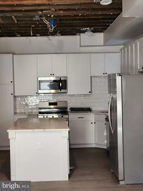 824 Brooks Ln, Baltimore, MD 21217 photo 12