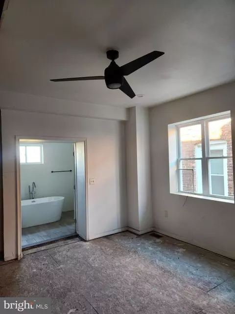 824 Brooks Ln, Baltimore, MD 21217 photo 19