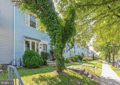 69 Cobber Ln, Baltimore, MD 21229 photo 5