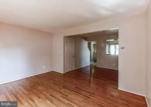 69 Cobber Ln, Baltimore, MD 21229 photo 16