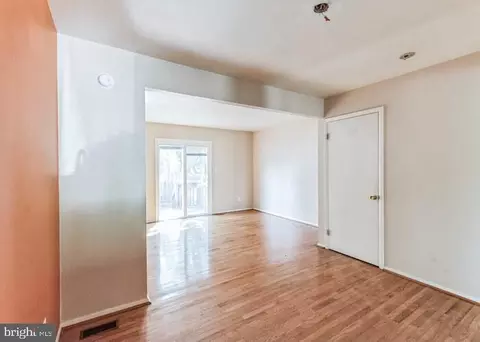 69 Cobber Ln, Baltimore, MD 21229 photo 14