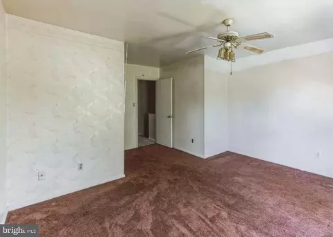 69 Cobber Ln, Baltimore, MD 21229 photo 23