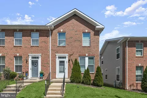 527 N Fremont Ave, Baltimore, MD 21201