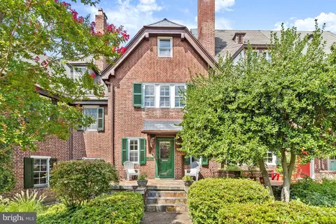 410 Bretton Pl, Baltimore, MD 21218
