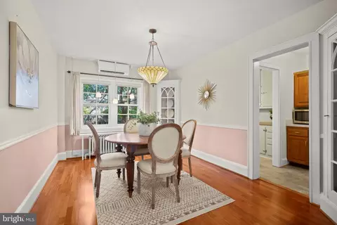 410 Bretton Pl, Baltimore, MD 21218 photo 8