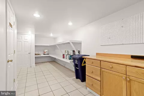 410 Bretton Pl, Baltimore, MD 21218 photo 35