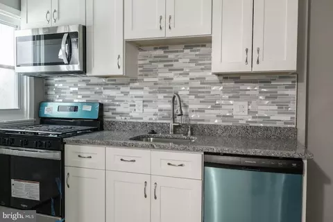4008 Lyndale Ave, Baltimore, MD 21213 photo 5
