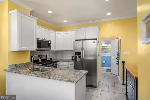 2802 Montebello Ter, Baltimore, MD 21214 photo 11