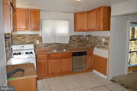 5604 Plainfield Ave, Baltimore, MD 21206 photo 5