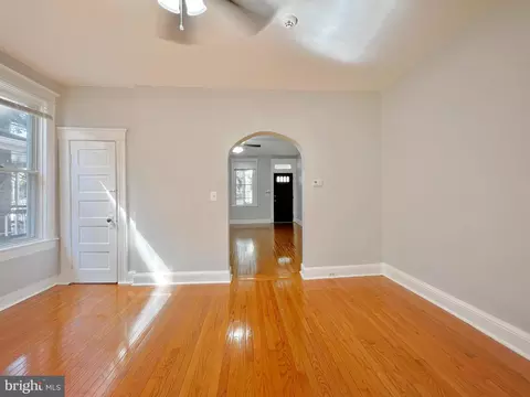 521 Tunbridge Rd, Baltimore, MD 21212 photo 10