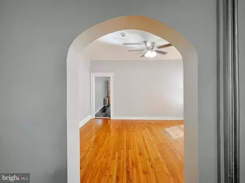 521 Tunbridge Rd, Baltimore, MD 21212 photo 9