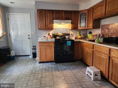 2500 E Fairmount Ave, Baltimore, MD 21224 photo 4