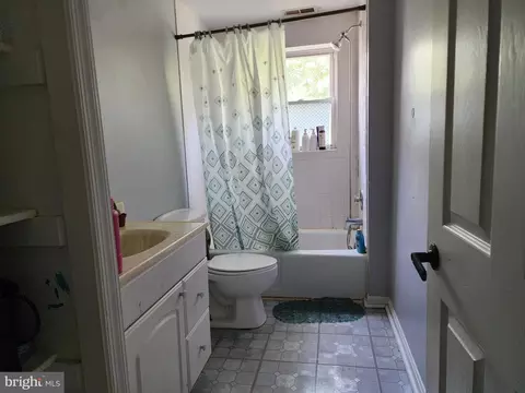 2500 E Fairmount Ave, Baltimore, MD 21224 photo 9