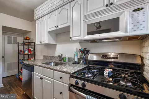 4508 Manorview Rd, Baltimore, MD 21229 photo 9