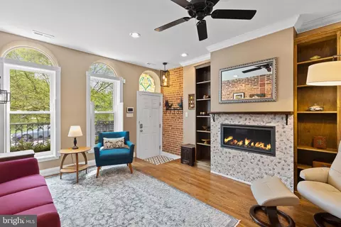 2800 E Baltimore St, Baltimore, MD 21224 photo 4