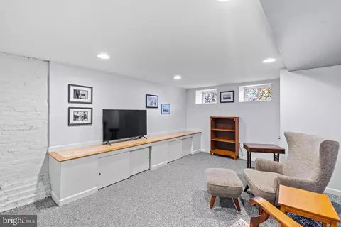 2800 E Baltimore St, Baltimore, MD 21224 photo 18