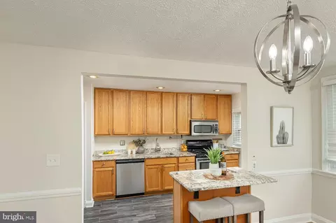 1017 E Lake Ave, Baltimore, MD 21212 photo 9