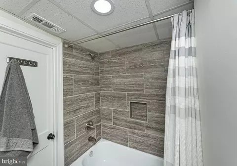 1017 E Lake Ave, Baltimore, MD 21212 photo 29