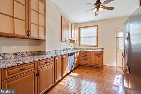21 S Decker Ave, Baltimore, MD 21224 photo 9