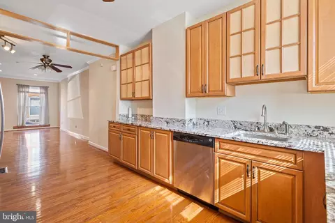 21 S Decker Ave, Baltimore, MD 21224 photo 8