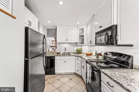 702 S Hanover St, Baltimore, MD 21230 photo 19