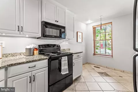 702 S Hanover St, Baltimore, MD 21230 photo 22