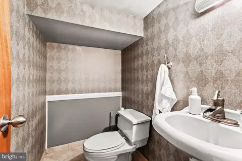 702 S Hanover St, Baltimore, MD 21230 photo 38
