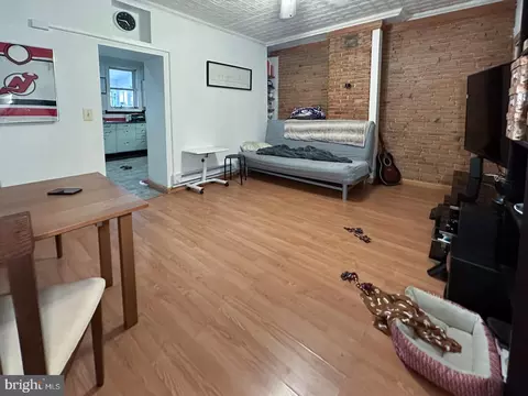 3851 Falls Rd, Baltimore, MD 21211 photo 10
