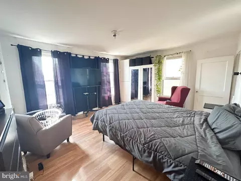 3851 Falls Rd, Baltimore, MD 21211 photo 18