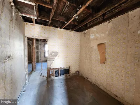 608 N Glover St, Baltimore, MD 21205 photo 3