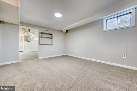 4353 Eldone Rd, Baltimore, MD 21229 photo 12