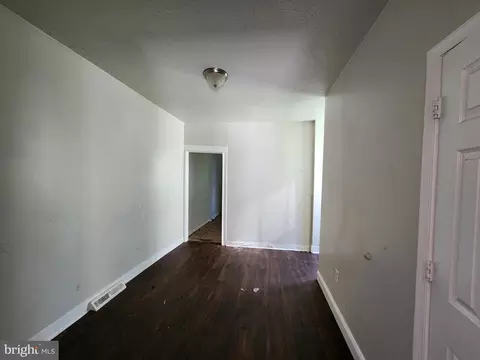 1602 N Rosedale St, Baltimore, MD 21216 photo 6