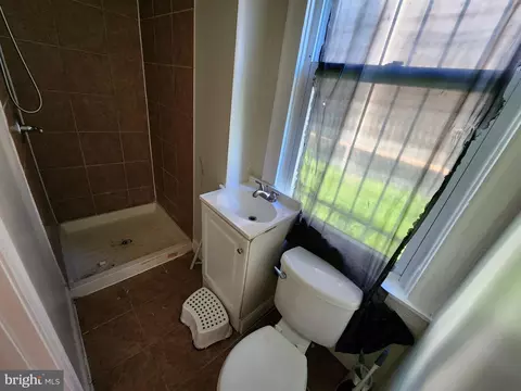 1602 N Rosedale St, Baltimore, MD 21216 photo 11