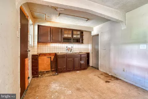 3732 10th St, Brooklyn, MD 21225 photo 8