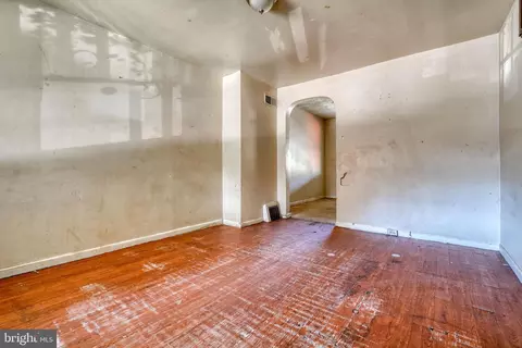 3732 10th St, Brooklyn, MD 21225 photo 3