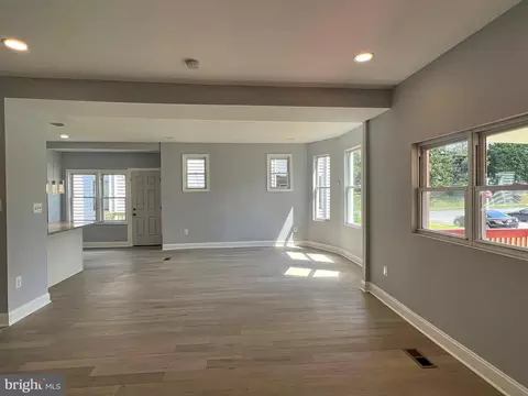 3402 Fairview Ave, Baltimore, MD 21216 photo 4