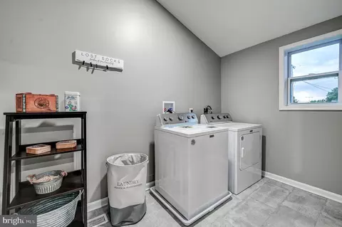 3901 Chesley Ave, Baltimore, MD 21206 photo 54