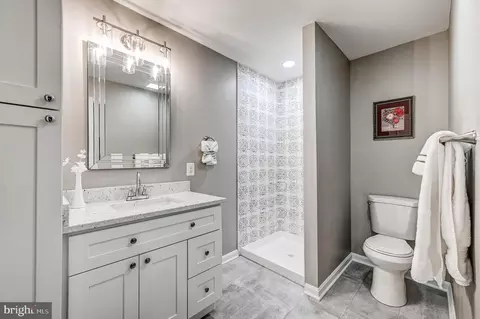 3901 Chesley Ave, Baltimore, MD 21206 photo 53